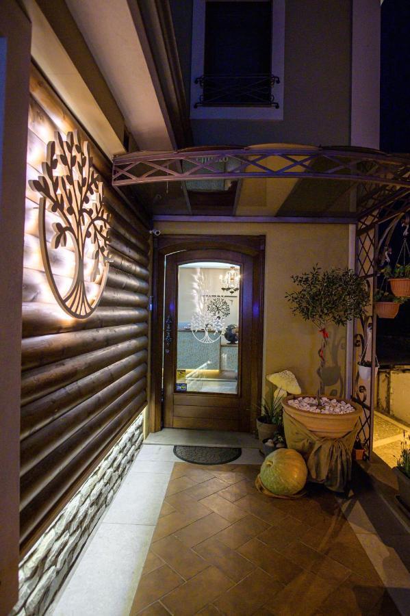 Albero Hotel Perama  Ngoại thất bức ảnh