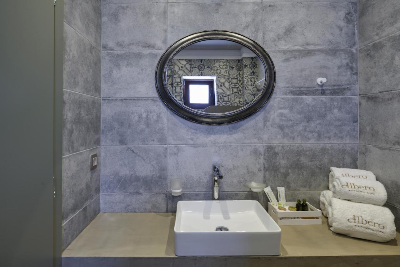 Albero Hotel Perama  Ngoại thất bức ảnh