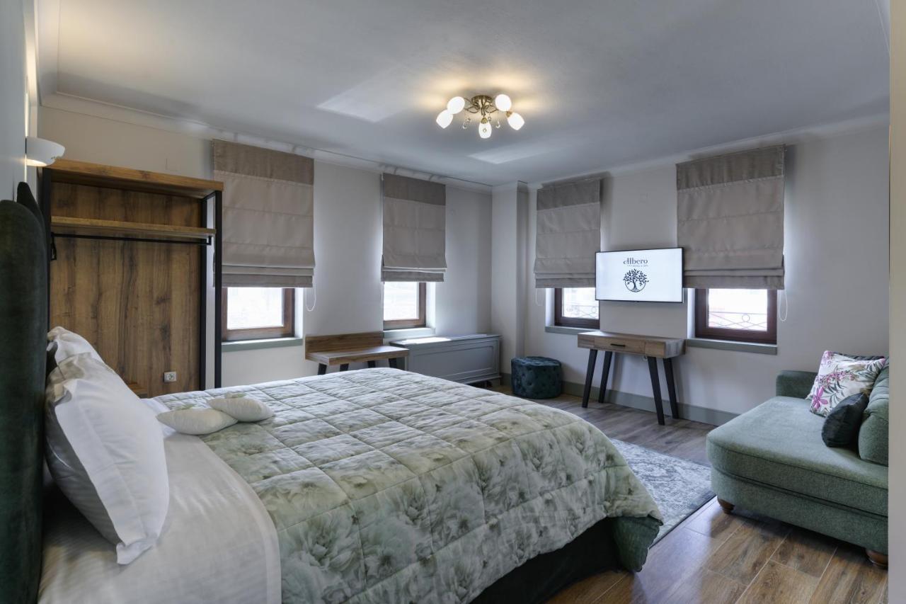 Albero Hotel Perama  Ngoại thất bức ảnh
