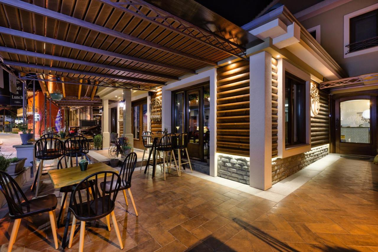 Albero Hotel Perama  Ngoại thất bức ảnh