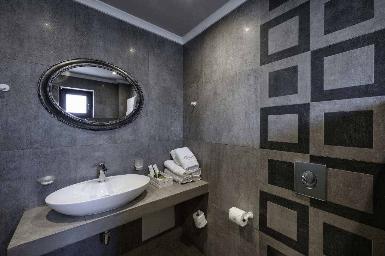 Albero Hotel Perama  Ngoại thất bức ảnh